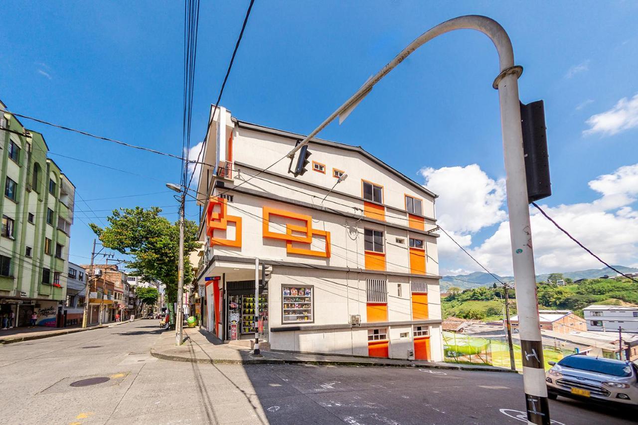 Ayenda Central 418 ペレイラ エクステリア 写真